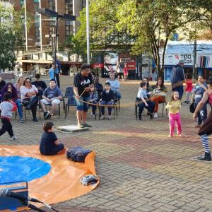 Imagem da notícia 28ª edição do Festival de Inverno de Jahu: Espetáculo Circense: Ta brincando? - FOTOS