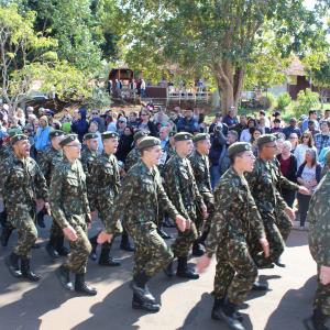 Imagem da notícia Prefeitura de Jahu celebra o 166º aniversário do Município - FOTOS DESFILE
