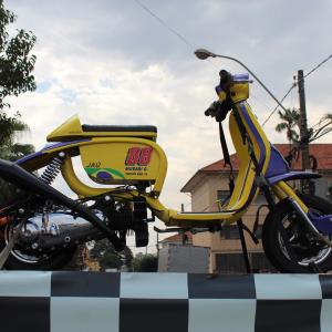 Imagem da notícia Corrida de Lambretta no bairro São Benedito - FOTOS