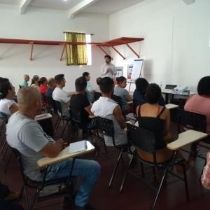 Imagem da notícia Prefeitura oferece curso de manipulação de alimentos para ambulantes - FOTOS