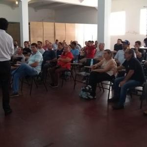 Imagem da notícia Prefeitura oferece curso de manipulação de alimentos para ambulantes - FOTOS