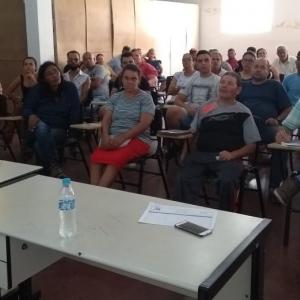 Imagem da notícia Prefeitura oferece curso de manipulação de alimentos para ambulantes - FOTOS