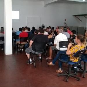 Imagem da notícia Prefeitura oferece curso de manipulação de alimentos para ambulantes - FOTOS