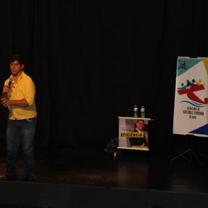 Imagem da notícia 8º Festival Literário de Jahu: Palestra com Douglas Segantin “Vencendo a deficiência com eficiência” - FOTOS