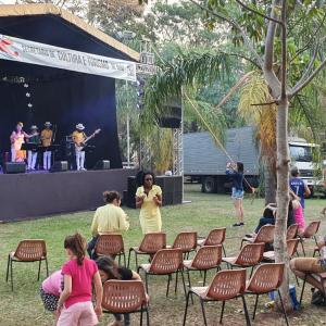 Imagem da notícia 8º Festival Literário de Jahu: Encerramento com o Show com Da Silva Samba - FOTOS