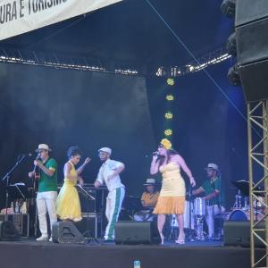 Imagem da notícia 8º Festival Literário de Jahu: Encerramento com o Show com Da Silva Samba - FOTOS