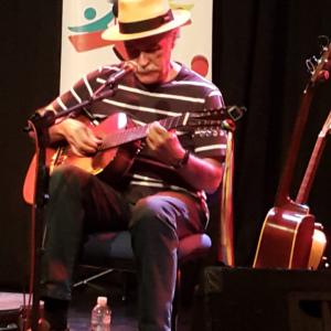 Imagem da notícia 8º Festival Literário de Jahu: Show com o Violeiro Passoca