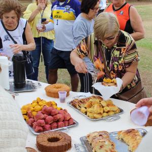 Imagem da notícia Fundo Social de Solidariedade realiza Semana do Idoso - Caminhada com Piquenique - FOTOS