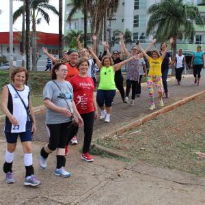 Imagem da notícia Fundo Social de Solidariedade realiza Semana do Idoso - Caminhada com Piquenique - FOTOS