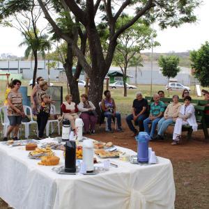 Imagem da notícia Fundo Social de Solidariedade realiza Semana do Idoso - Caminhada com Piquenique - FOTOS