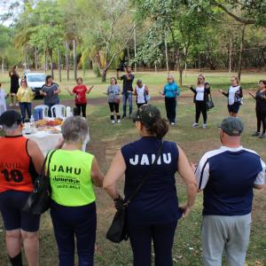 Imagem da notícia Fundo Social de Solidariedade realiza Semana do Idoso - Caminhada com Piquenique - FOTOS