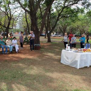 Imagem da notícia Fundo Social de Solidariedade realiza Semana do Idoso - Caminhada com Piquenique - FOTOS
