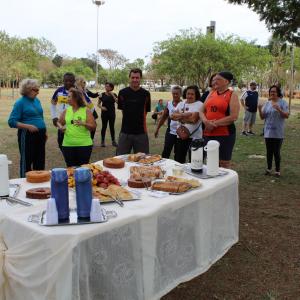 Imagem da notícia Fundo Social de Solidariedade realiza Semana do Idoso - Caminhada com Piquenique - FOTOS