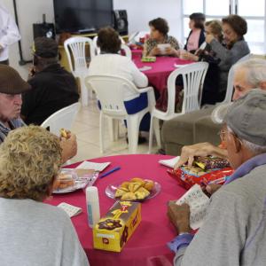 Imagem da notícia Fundo Social de Solidariedade realiza Semana do Idoso: Visita ao Abrigo São Lourenço e Vila Dignidade- FOTOS