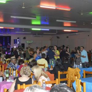 Imagem da notícia Fundo Social de Solidariedade realiza Semana do Idoso: Baile de encerramento - FOTOS
