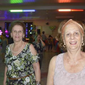 Imagem da notícia Fundo Social de Solidariedade realiza Semana do Idoso: Baile de encerramento - FOTOS
