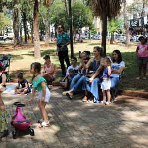 Imagem da notícia Apresentação do grupo Fuzarca - 12/10 - Dia das Crianças - Jardim de Baixo