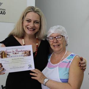 Imagem da notícia Fundo Social de Solidariedade: 1ª turma do Curso de Panetones - FOTOS
