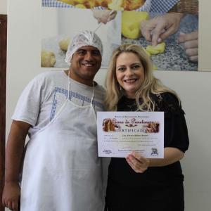 Imagem da notícia Fundo Social de Solidariedade: 4ª turma do curso de Panetone - FOTOS