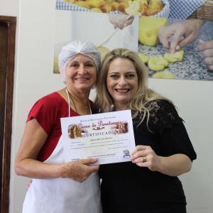 Imagem da notícia Fundo Social de Solidariedade: 4ª turma do curso de Panetone - FOTOS