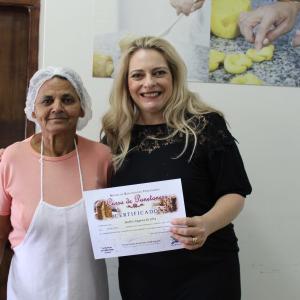 Imagem da notícia Fundo Social de Solidariedade: 4ª turma do curso de Panetone - FOTOS
