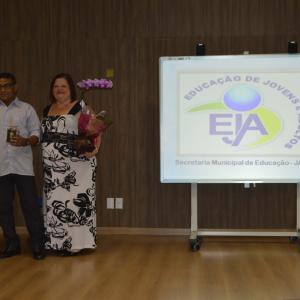 Imagem da notícia Formatura de 60 alunos da Educação de Jovens e Adultos - FOTOS