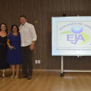 Imagem da notícia Formatura de 60 alunos da Educação de Jovens e Adultos - FOTOS
