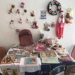 Imagem da notícia Feira com os trabalhos dos alunos dos cursos de artesanato
