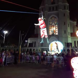 Imagem da notícia Natal de todos Nós 2019: Descida do Papai Noel - FOTOS